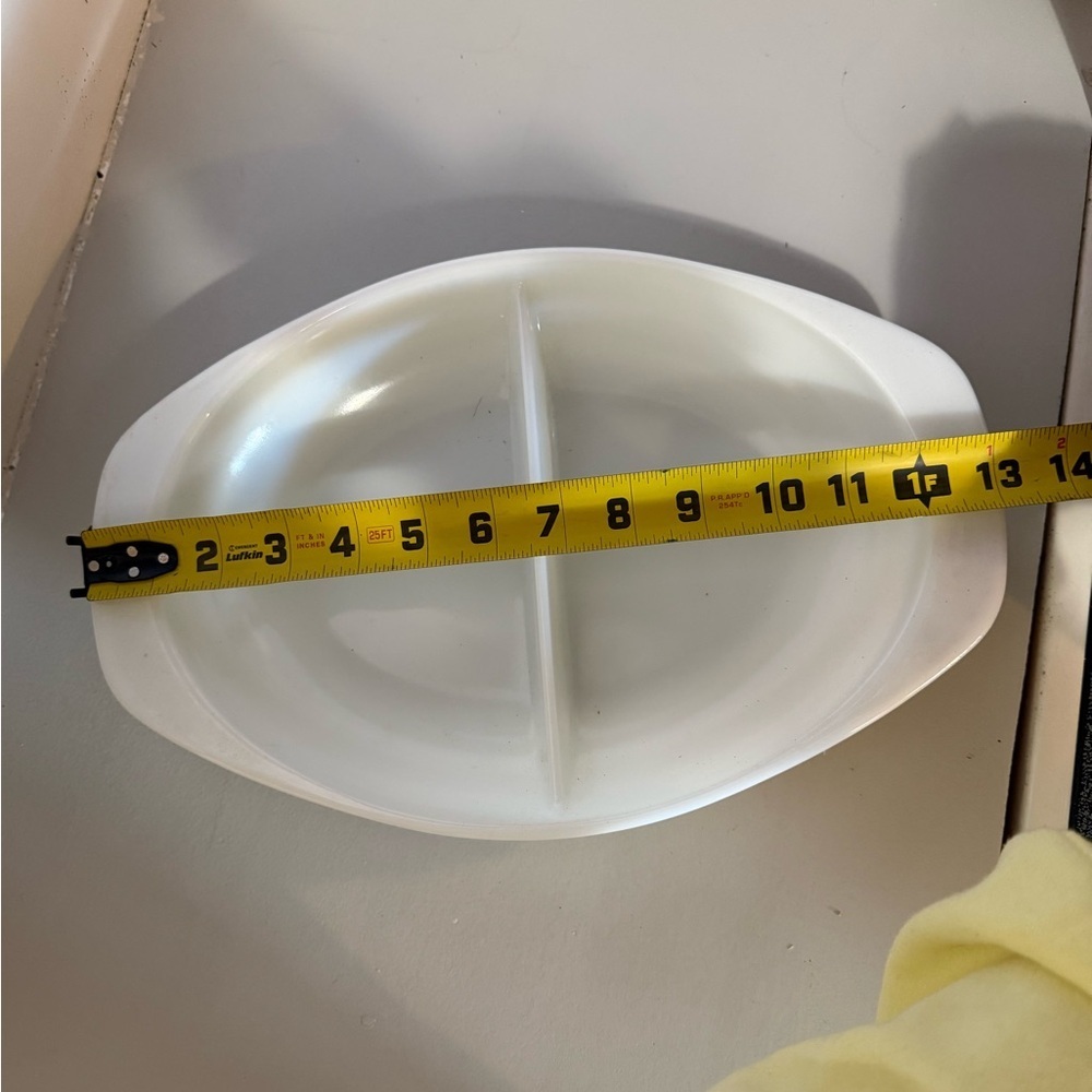 Pyrex White Divided Dish - Picture 3 of 5